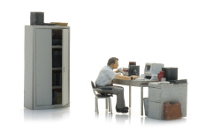 Artitec 387.682 - H0 - Mann im Büro